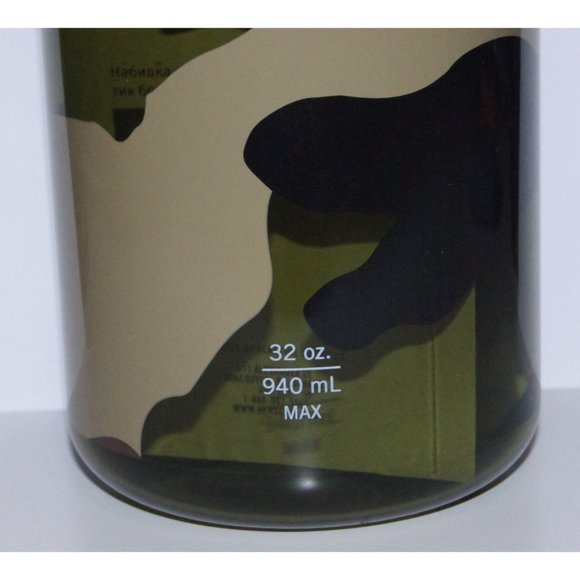 Herschel Water Bottle - Picture 3 of 9